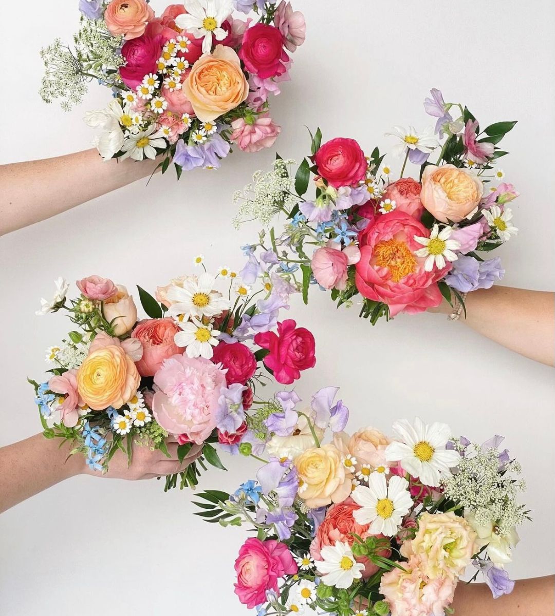 Bridesmaids bouquets