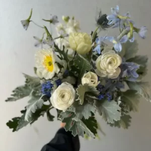 Handheld corsage floral arrangement